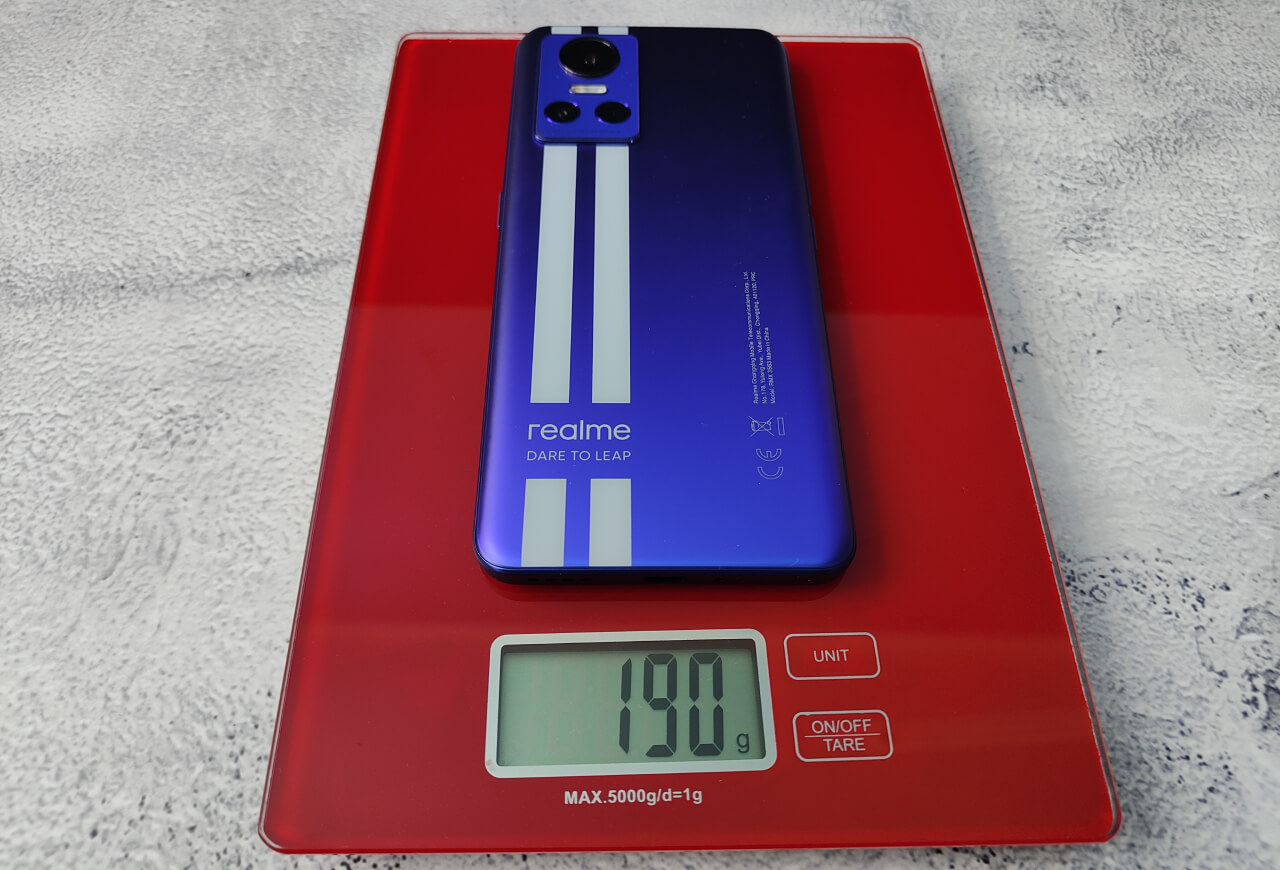 realme GT Neo 3 váha